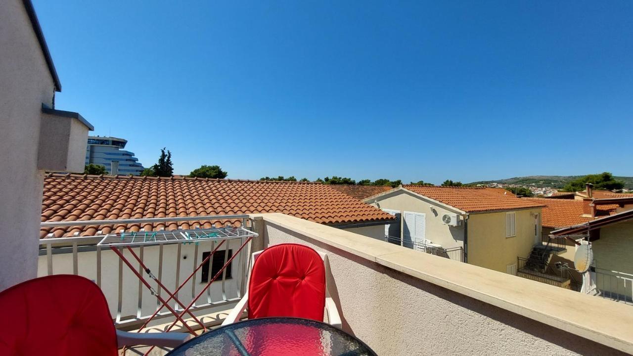 Apartments Gardijan Vodice Exterior foto