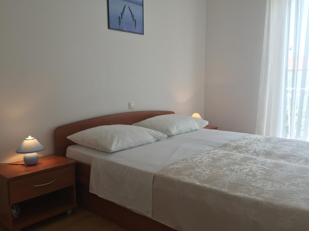 Apartments Gardijan Vodice Exterior foto